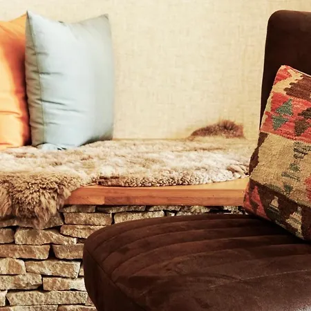 Fuerjes Udvarhaz Guest house *